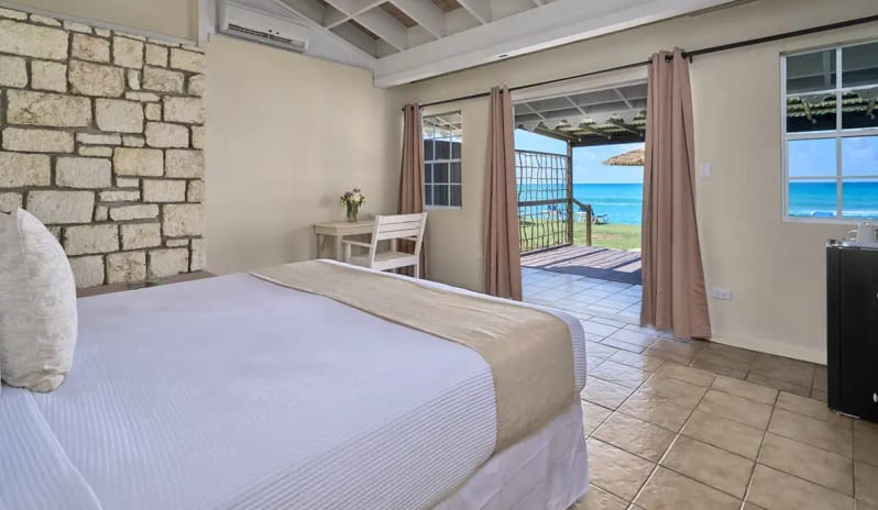 antigua-holidays-hawksbill-beachfront-bungalow-king-view